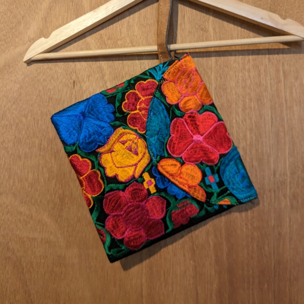 Woven Mexican purse